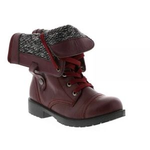 NIB Modcloth Wanted‎ Women's Combat Boots